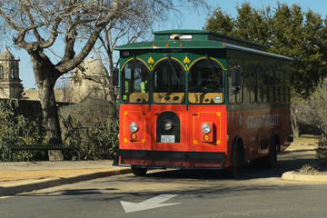 San Antonio 2-Day Hop-On Hop-Off Trolley and Double-Decker Bus Pass