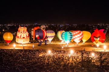 3 Days Zuru Nightglow Hot Air Balloon Festival, Hobbiton,Te Puia & Waitomo Caves
