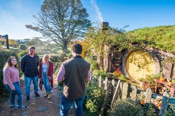Luxury Small Group: Guided Hobbiton Movie Set Excursion - Early Access