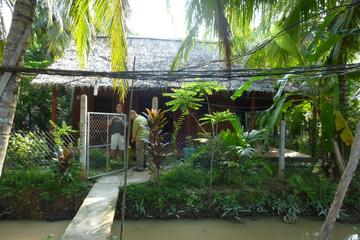 Mekong Delta 1 night with Ben Tre homestay