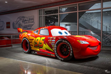 Skip the Line: Petersen Automotive Museum General Admission Ticket