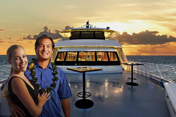 Oahu Sunset Dinner Cruise with Live Hawaiian Entertainment