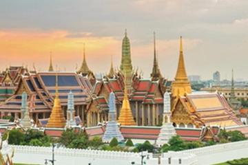 Small Group Grand Palace and Emerald Buddha Temple Tour
