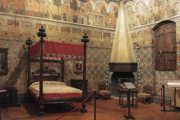 Private 1-Hour Tour of the Palazzo Davanzati in Florence