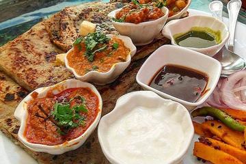 Local Village and Food Tour Including Cooking Class in Delhi