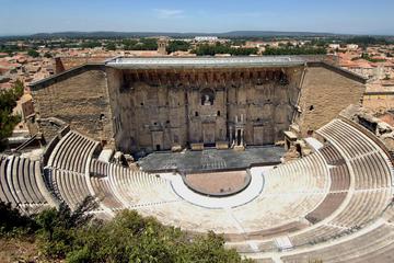 Private Tour of Avignon, Orange and Chateauneuf du Pape from Arles