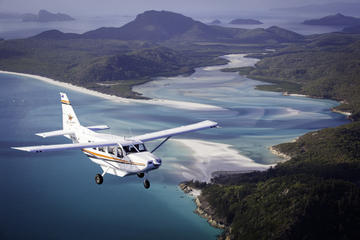 Whitsundays Scenic Flight from Airlie Beach Including Ocean Rafting Adventure Tour, Snorkeling and Lunch