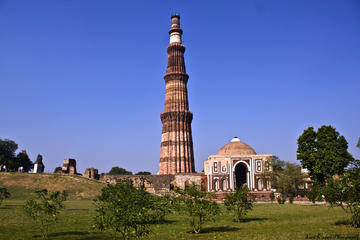 An enlightening history walk through the Qutub complex