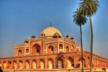 Discover Agra through its lanes and by-lanes