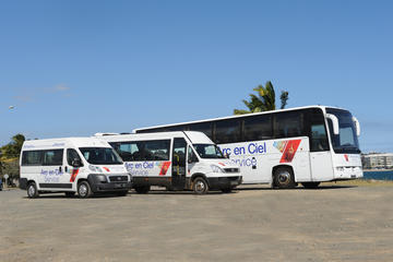 Airport Transfer: Noumea to La Tontouta International Airport