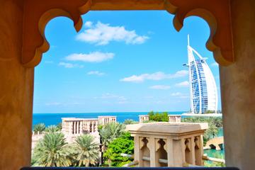Private Modern Dubai Tour with Monorail Ride