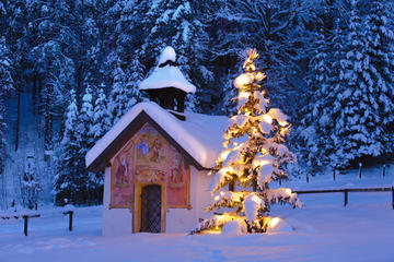 Salzburg Christmas Eve Tour to the Silent Night Chapel
