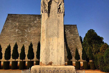One Day Private Tour of Qian Mausoleum and Famen Temple