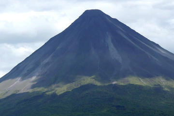 Full day with canopy horse back riding and cultural Arenal visit from San Jose