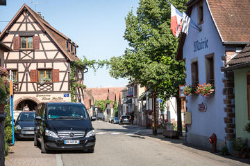 Full-Day Alsace Villages and Wine Tasting Small-Group Tour from Strasbourg
