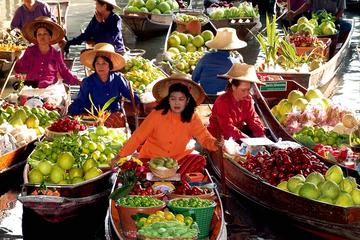 Private Tour: Floating Market and Rose Garden Tour from Bangkok