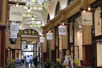 Melbourne Lanes and Arcades Walking Tour with French Speaking Guide
