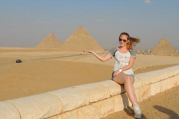 Giza Pyramids, Memphis and Sakkara Tour