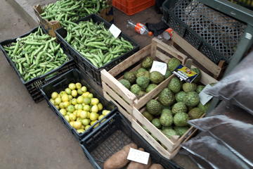 Sunday Market Half-Day 4x4 Small-Group Tour