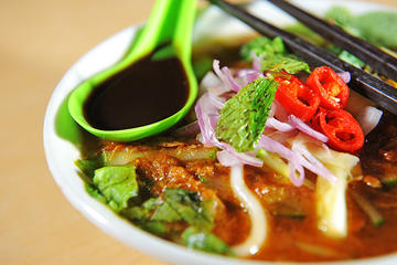 Private Tour: George Town Food Experience and Trishaw Ride