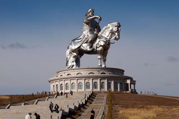 Day Coach Tour of Genghis Khan Statue Complex and Terelj National Park Including Lunch