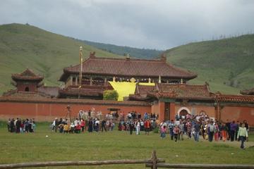 Overnight Amarbayasgalant Monastery Tour