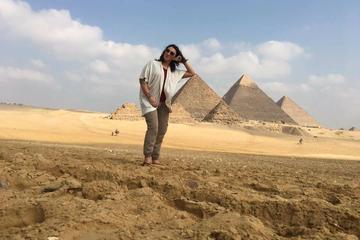 half-day Giza pyramids sphinx and Valley temple from Cairo Giza hotel