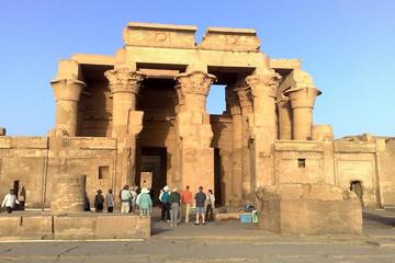 Luxor Edfu and Kom Ombo Temples Small-Group Day Trip