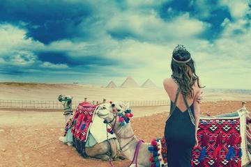 old history of pyramids with egyptology