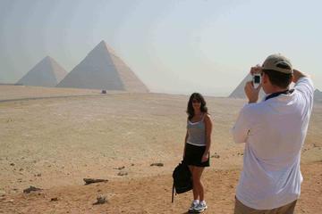 private-full day Giza pyramids sphinx Egyptian museum with shopping tour for local market