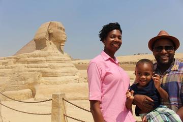 Small-Group Tour of Egyptian Museum and Giza pyramids Hotel Pickup