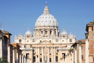 Skip the Line Vatican Museums Walking Tour with French-Speaking Guide: Sistine Chapel and St Peters Basilica
