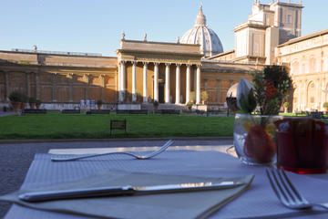 Vatican VIP Experience: Exclusive Breakfast at the Vatican with Early Access to Vatican Museum and Sistine Chapel