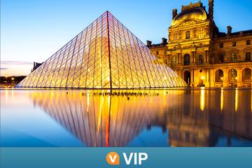 Viator VIP: Skip the Line Louvre Highlights Tour with Lunch at...