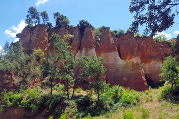PRIVATE Half Day Luberon Villages Walking Tour from Avignon