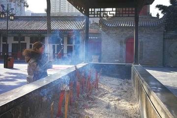Private Day Tour: Venture to Terra Cotta Warriors & Listen to Taoist Chanting