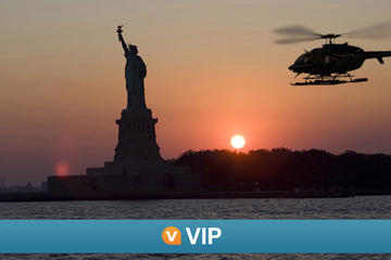 Viator VIP: NYC Evening Helicopter Flight and Statue of Liberty Cruise
