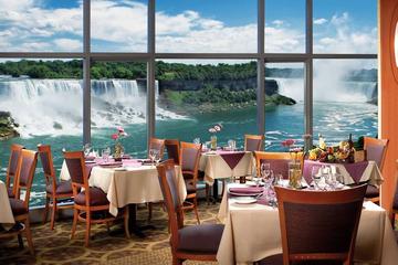 Luxury Niagara Falls Day Trip from Toronto with Cruise and Lunch