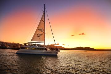 Cairns Luxury Catamaran Harbor and Dinner Cruise