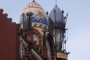 Barcelona Highlights Tour: The Gothic Quarter and the Art Nouveau District