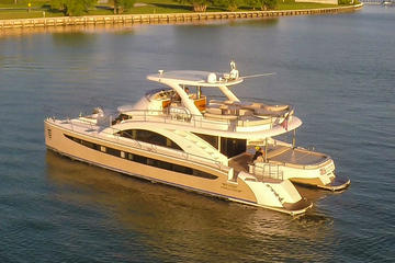 62' Power Cat Boat Rental in Miami