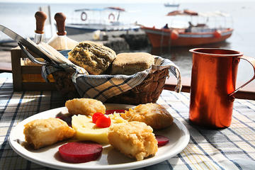 Santorini Food Tour by Electric Bike