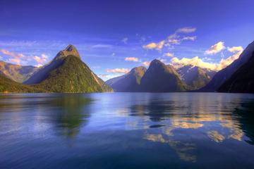 Milford Sound Day Trip by Coach, Cruise and Flight Including BBQ Lunch