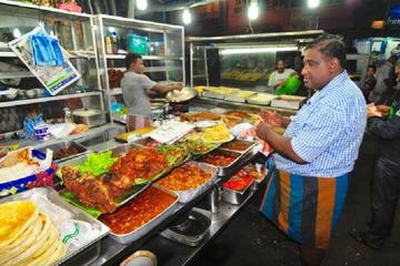 Explore Colombo By Night With Street Food Experience In TUK TUK( GUIDED)