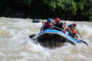 Kiulu White Water River Rafting from Kota kinabalu