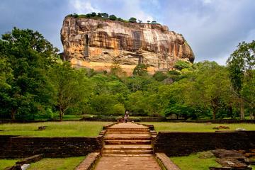 PRIVATE SIGIRIYA & DAMBULLA DAY TOUR From Colombo