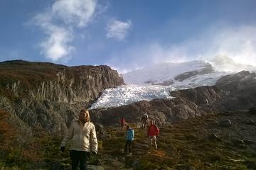 Sail, Hike and Explore El Chaltén Small Group Full Day Tour