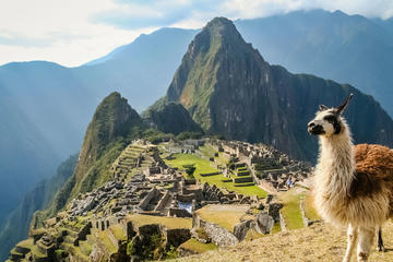 Machu Picchu and Rainbow Mountain Tour in 2-Days