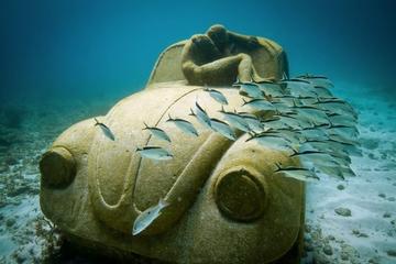 Catamaran Tour to Isla Mujeres and Snorkeling in the Underwater Museum of Art