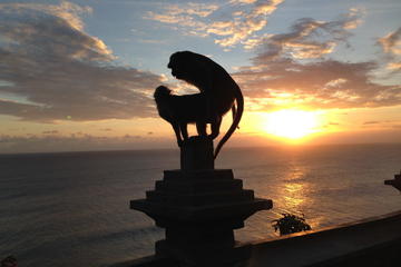 ULUWATU TEMPLE TOUR AND SUNSET VIEW